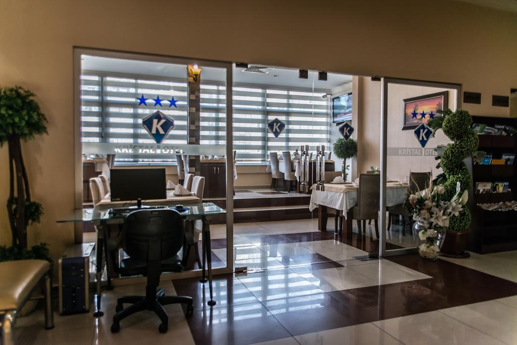 Kristal Otel Adana Exterior foto